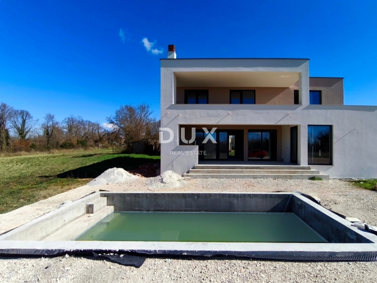 ISTRIA, MARČANA - Casa con piscina ai margini del villaggio
