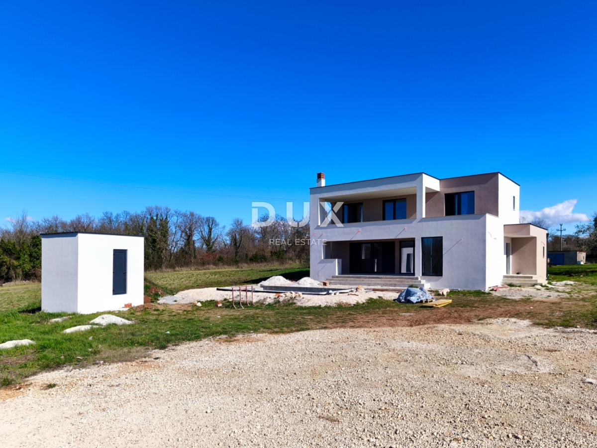 ISTRIA, MARČANA - Casa con piscina ai margini del villaggio