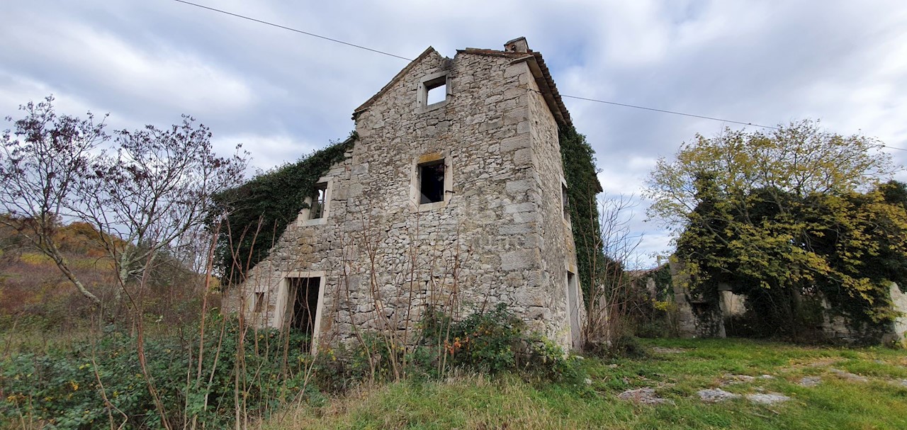 Terreno Grožnjan, 114.440m2