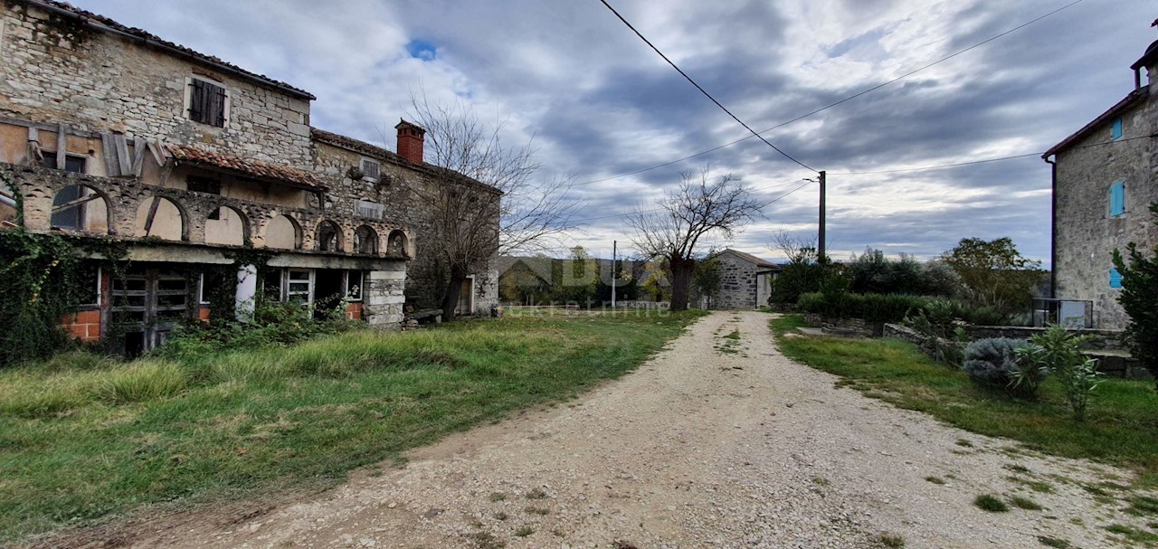 Terreno Grožnjan, 114.440m2