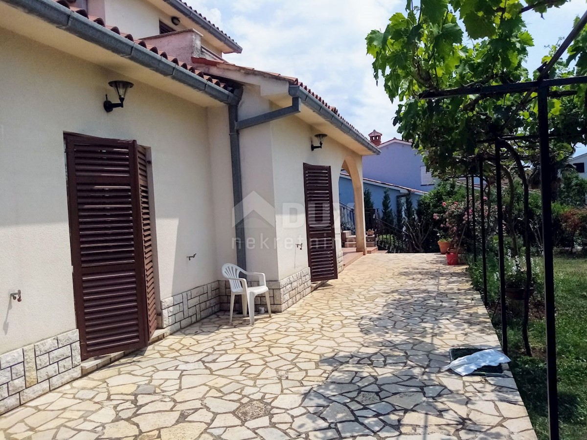 ISTRIA, LABIN - Bella casa vicino alla città con giardino paesaggistico