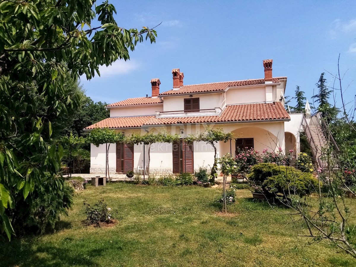 ISTRIA, LABIN - Bella casa vicino alla città con giardino paesaggistico