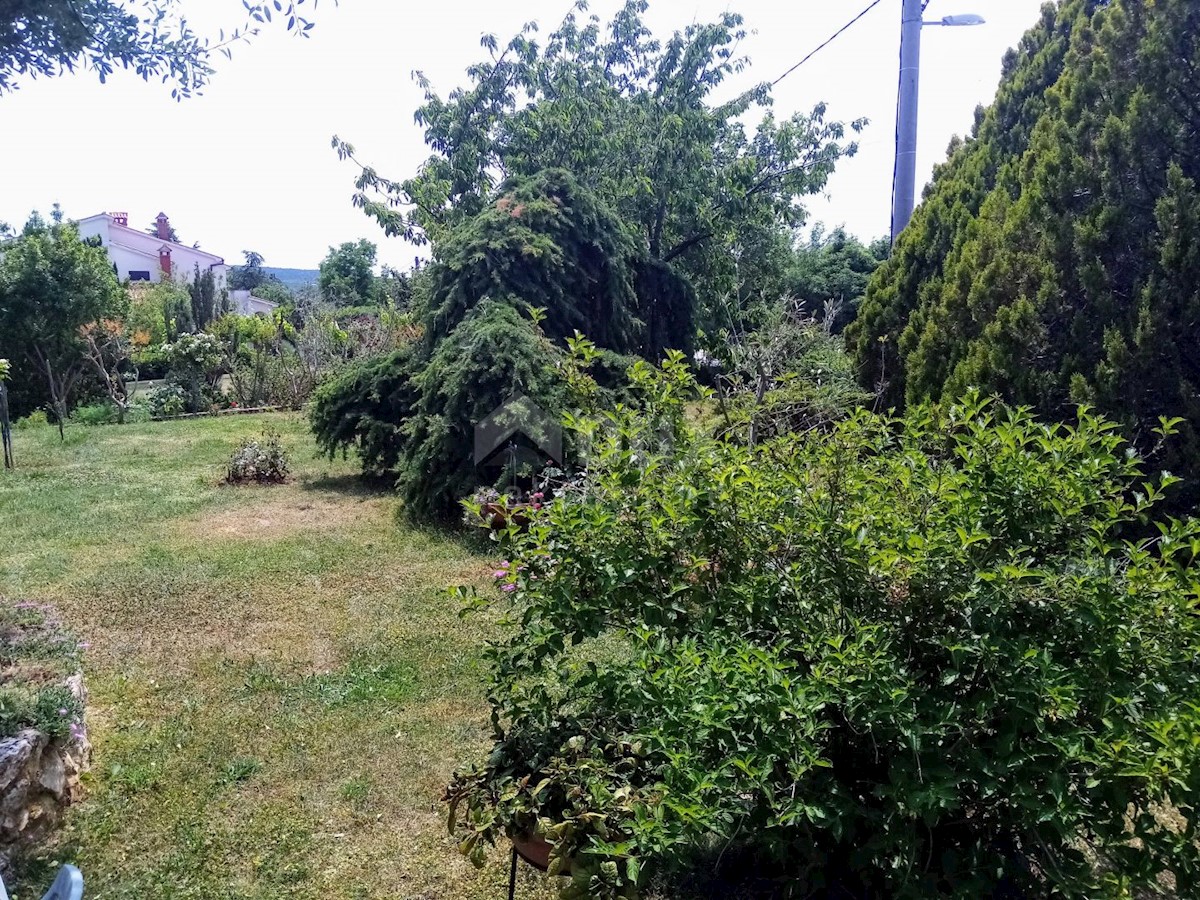 ISTRIA, LABIN - Bella casa vicino alla città con giardino paesaggistico