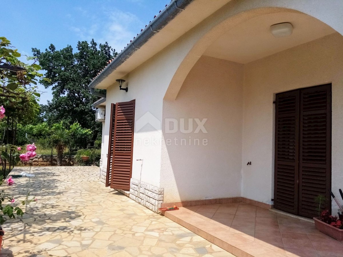 ISTRIA, LABIN - Bella casa vicino alla città con giardino paesaggistico