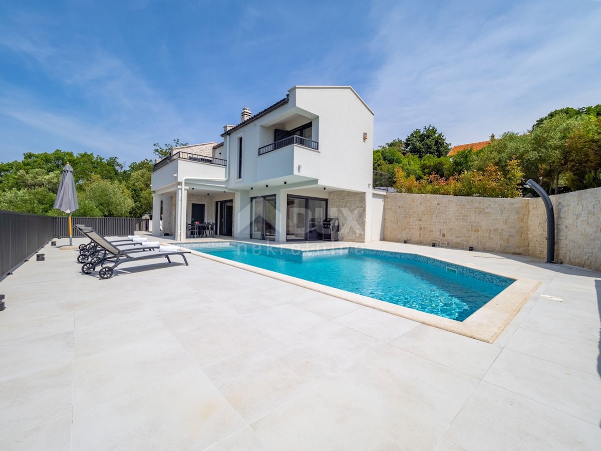 ISOLA DI KRK, VRBNIK - Casa di lusso con piscina vicino al mare