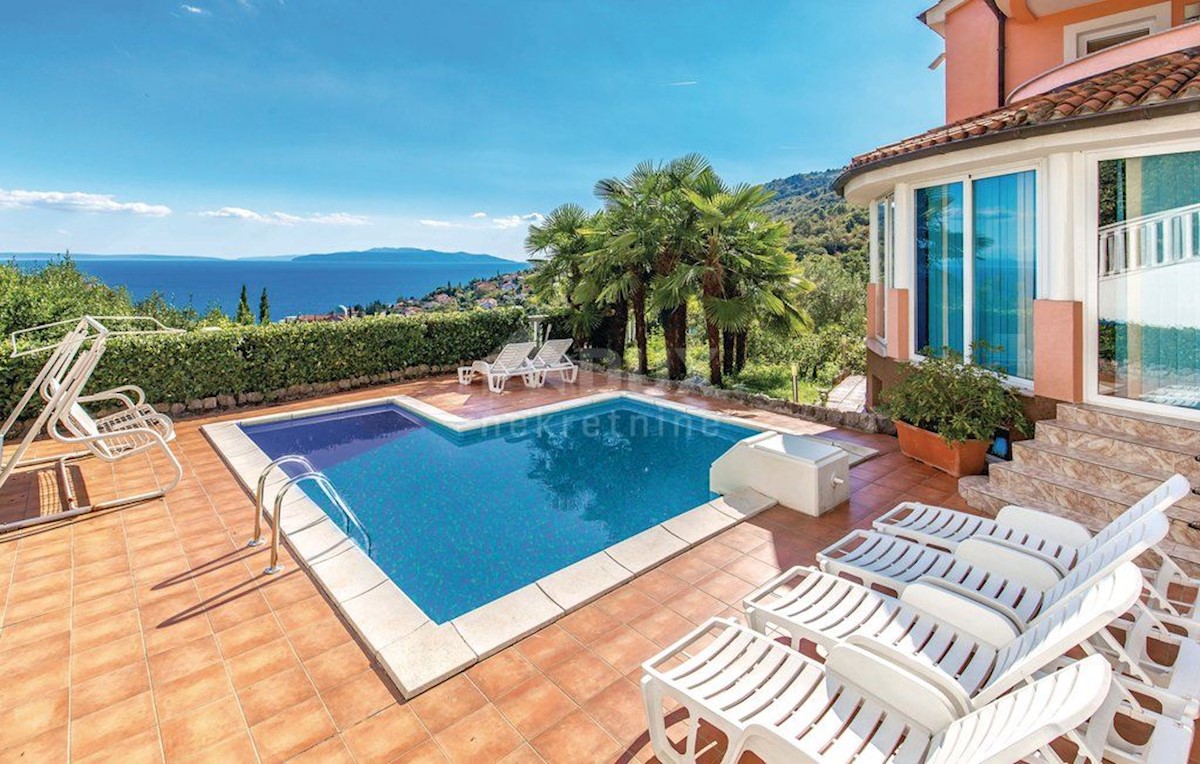 OPATIJA- Villa con bellissima vista panoramica sul mare