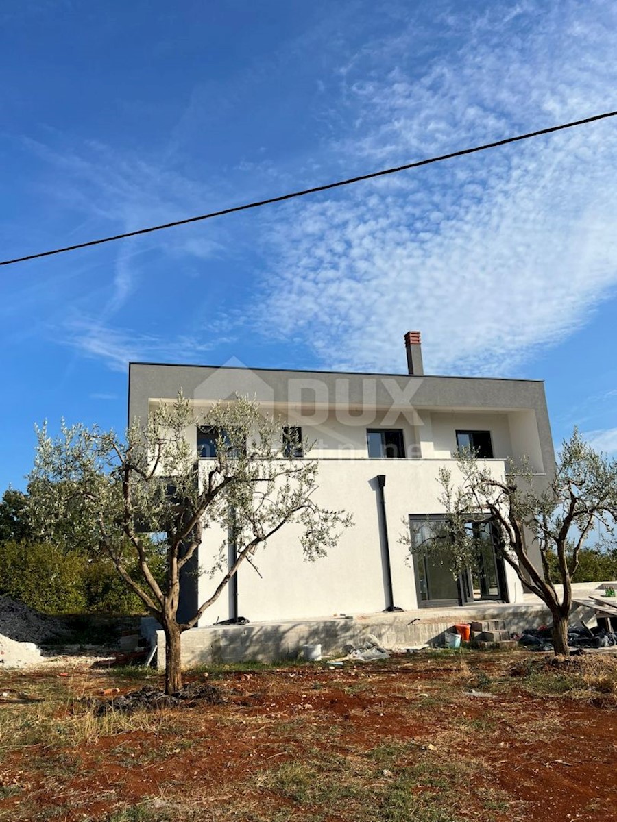 ISTRIA, LOBORIKA - Casa con piscina vicino a Pola!