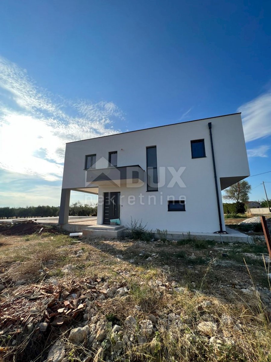 ISTRIA, LOBORIKA - Casa con piscina vicino a Pola!