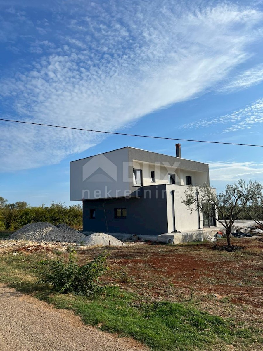 ISTRIA, LOBORIKA - Casa con piscina vicino a Pola!