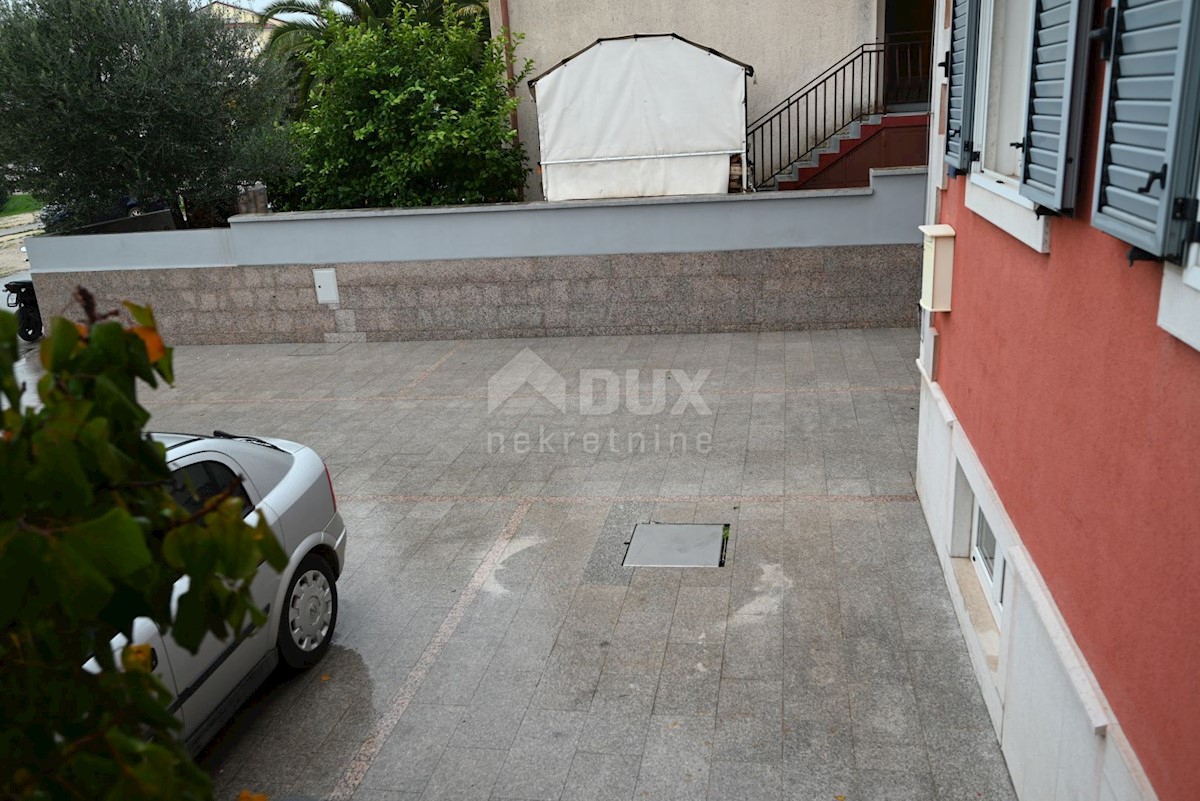 ISTRIA, ROVIGNO - Edificio di qualità con appartamenti! RARITÀ!