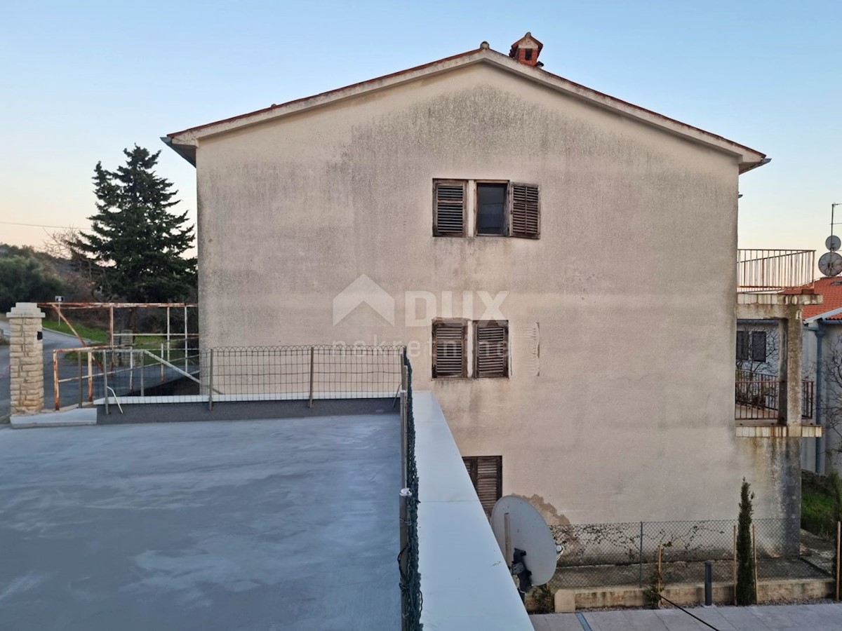 ISTRIA, RABAC - Palazzina con vista mare