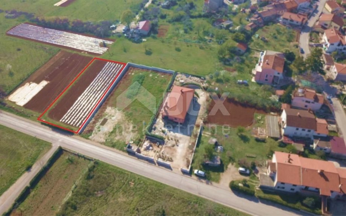 Terreno Valmade, Pula, 1.341m2