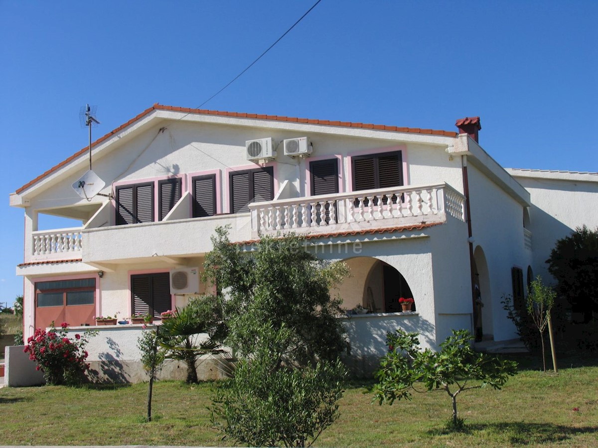 Casa Povljana, 896m2