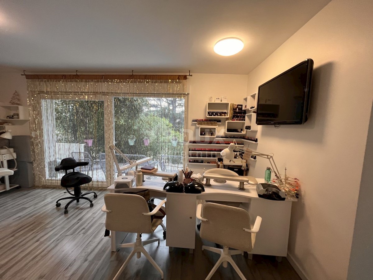 RIJEKA, KANTRIDA - Appartamento con 2 camere da letto + soggiorno e terrazza