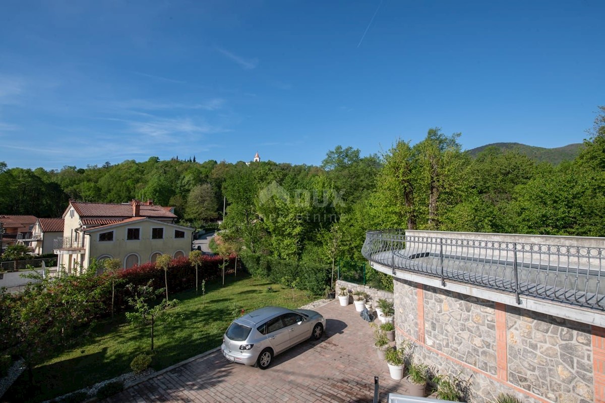 OPATIJA, MATULJI - casa 405m2 con vista mare e piscina + giardino paesaggistico 900m2