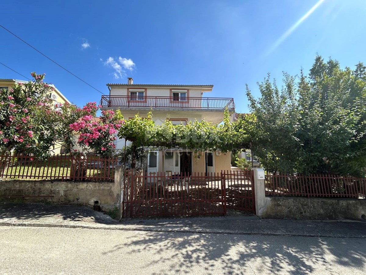 ZADAR, KARIN GORNJI - Casa vicino al mare