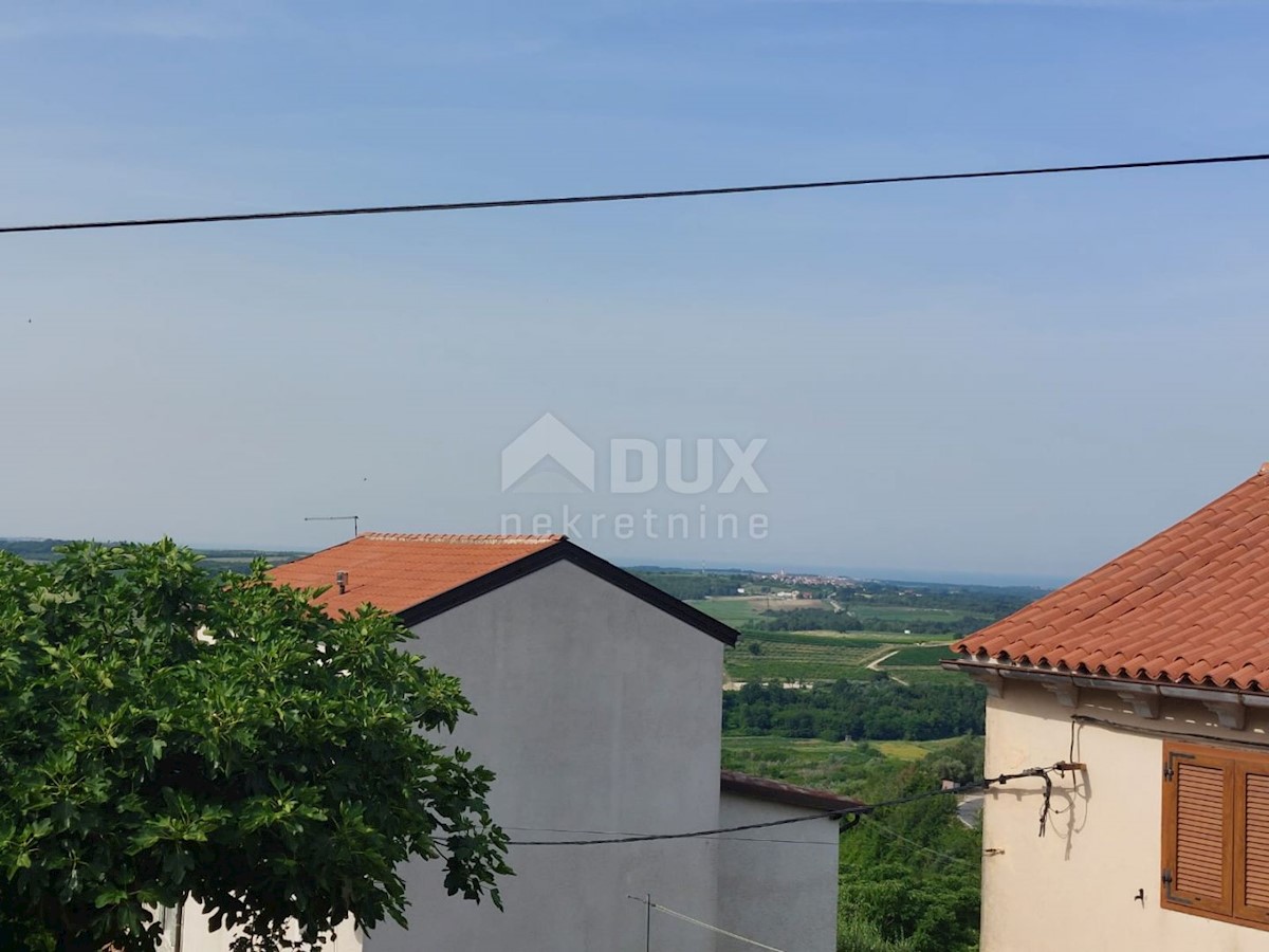 Locale commerciale Buje, 300m2