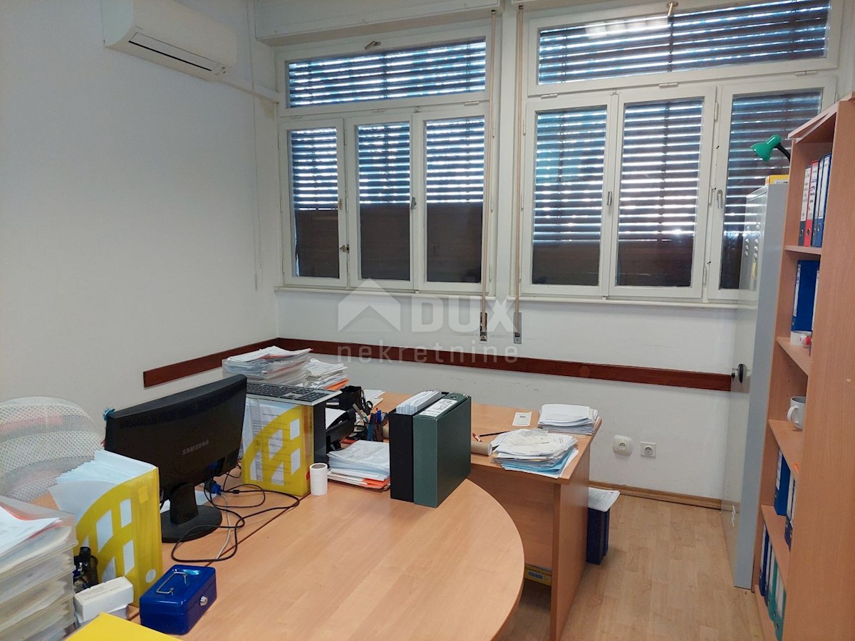 Locale commerciale Pećine, Rijeka, 144,50m2