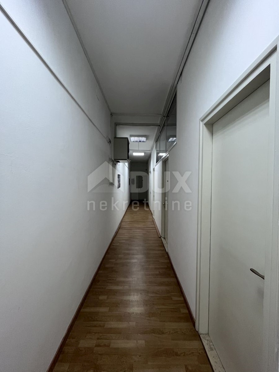 Locale commerciale Pećine, Rijeka, 144,50m2