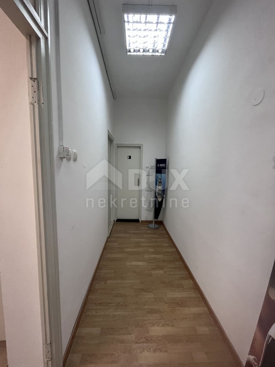 Locale commerciale Pećine, Rijeka, 144,50m2