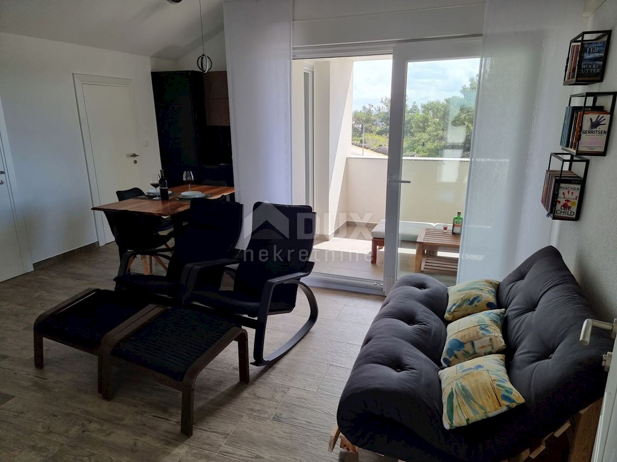 ZADAR, VIR - Casa spaziosa con 5 appartamenti