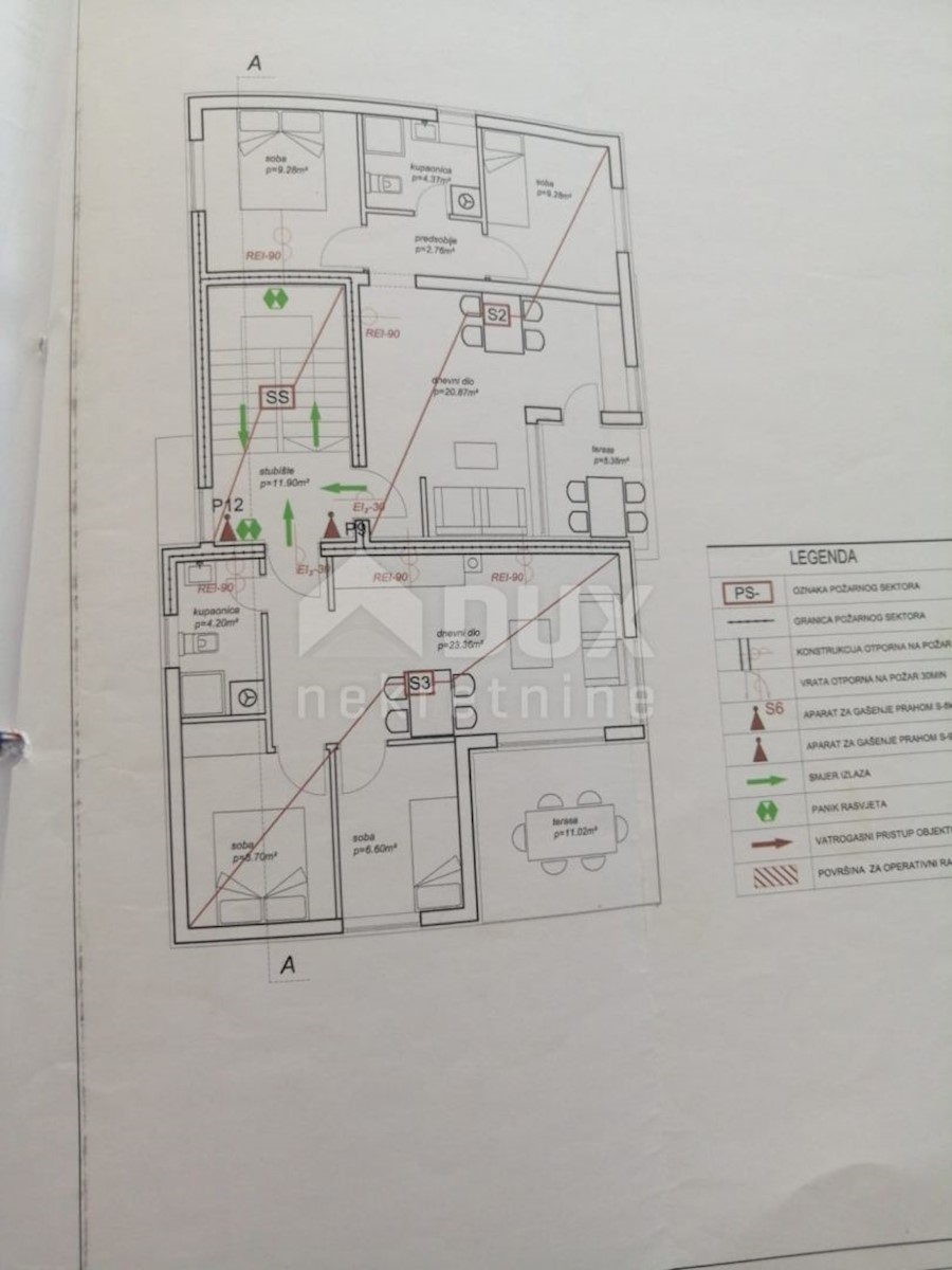 ZADAR, VIR - Casa spaziosa con 5 appartamenti