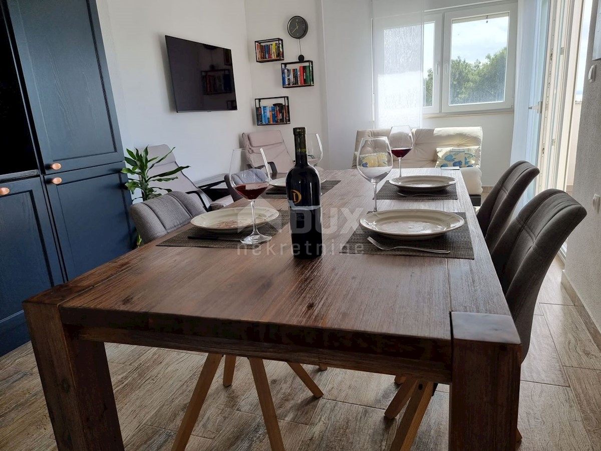 ZADAR, VIR - Casa spaziosa con 5 appartamenti