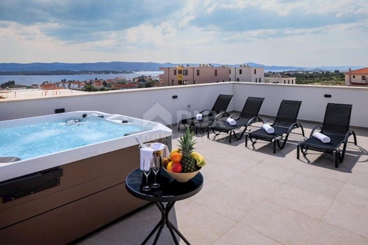 ZADAR, DINTORNI - villa appartamento con vista mare