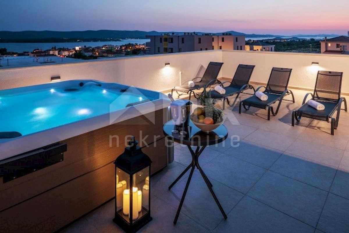 ZADAR, DINTORNI - villa appartamento con vista mare