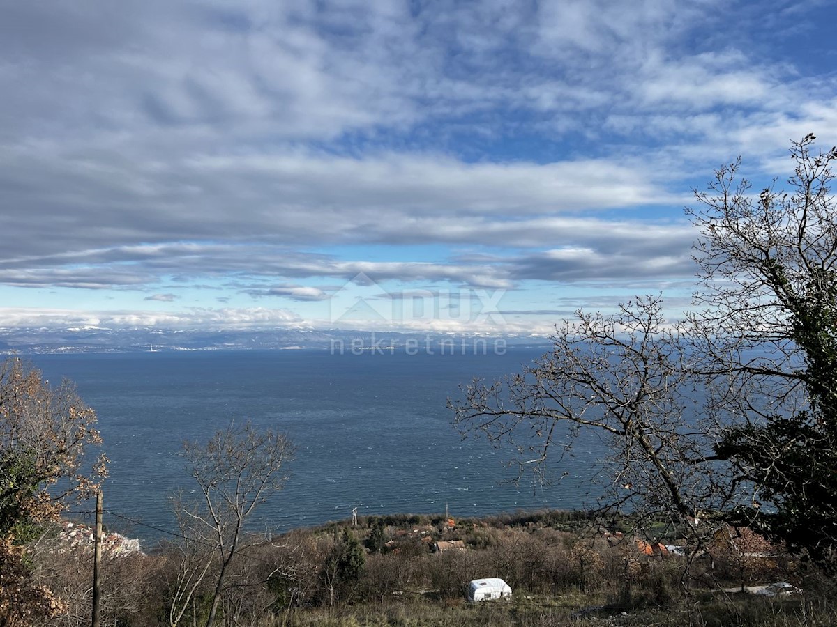 MOŠĆENIČKA DRAGA, MOŠĆENICE - Terreno edificabile con vista panoramica sul mare