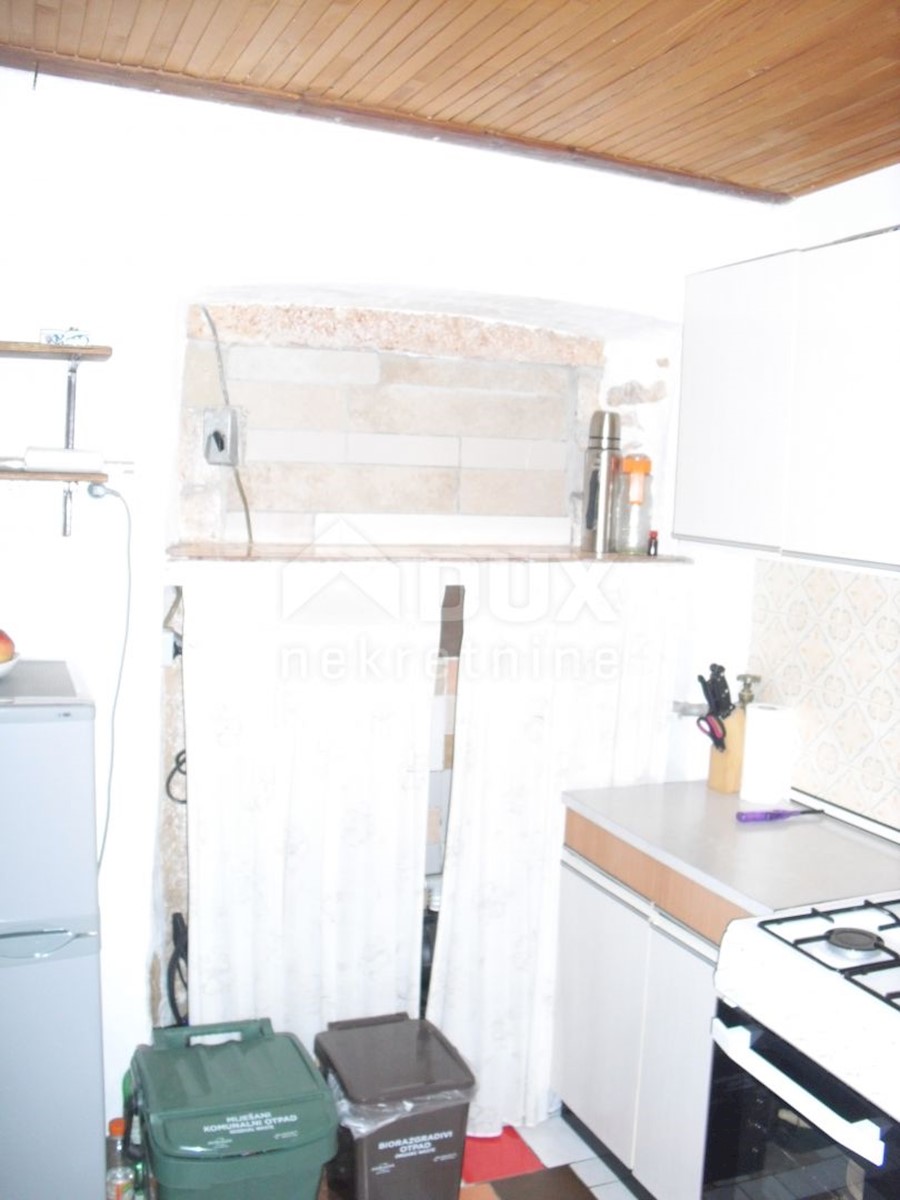 ISOLA DI KRK, POLJE - Casa in pietra in una posizione tranquilla
