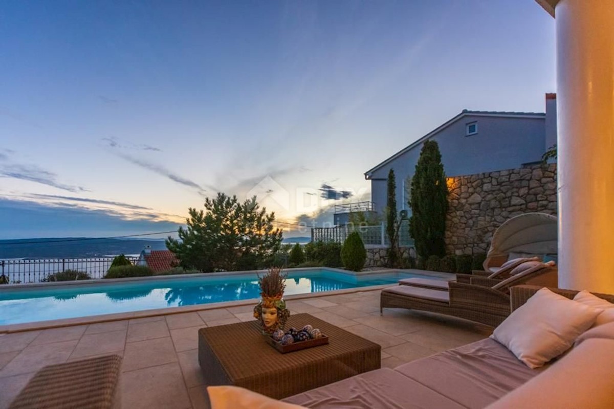 CRIKVENICA - una bella casa con piscina