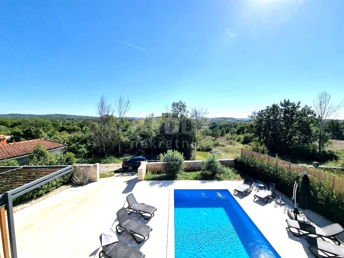 ISTRIA, SVETI LOVREČ - Bellissima villa con piscina