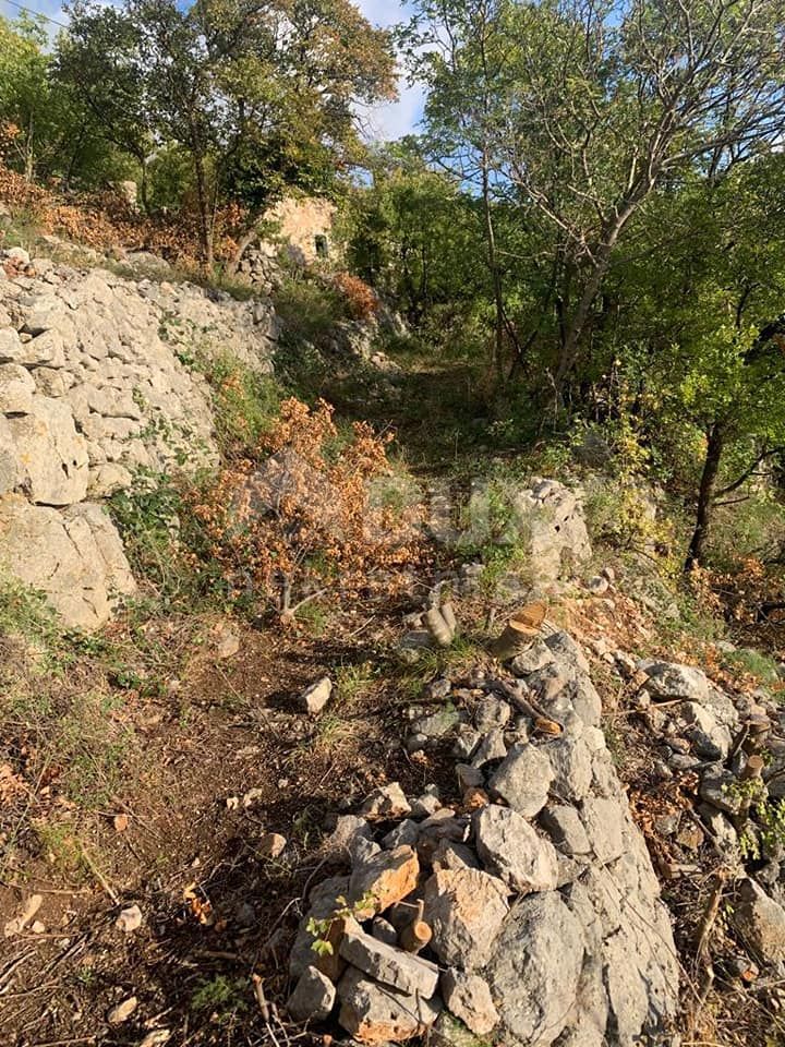 Terreno Sibinj Krmpotski, Novi Vinodolski, 2.561m2