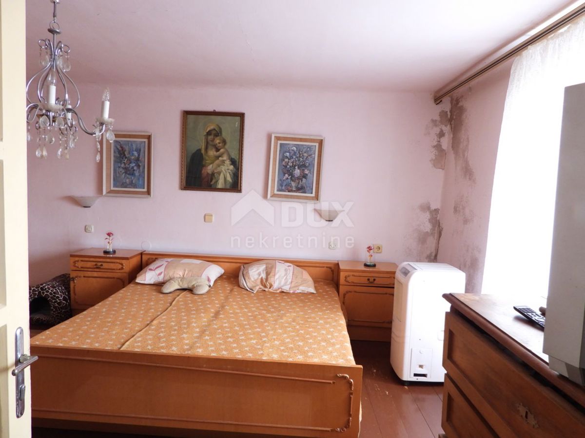 RIJEKA, HRELJIN - casa bifamiliare 150m2 con vista mare + dintorni 650m2