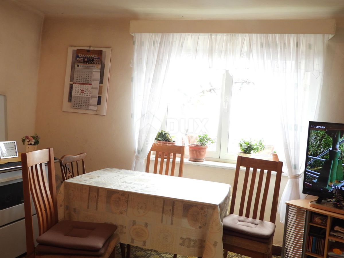 RIJEKA, HRELJIN - casa bifamiliare 150m2 con vista mare + dintorni 650m2