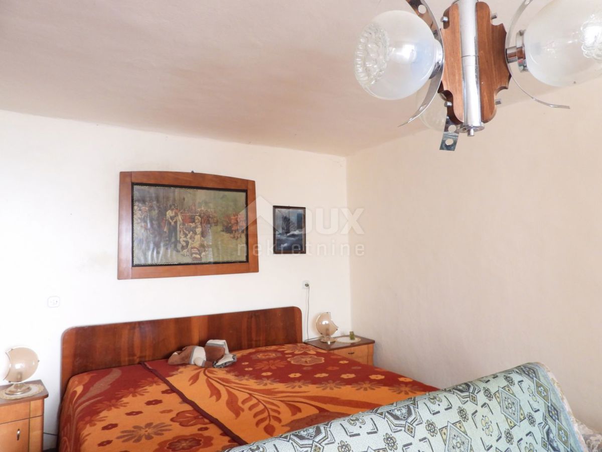 RIJEKA, HRELJIN - casa bifamiliare 150m2 con vista mare + dintorni 650m2