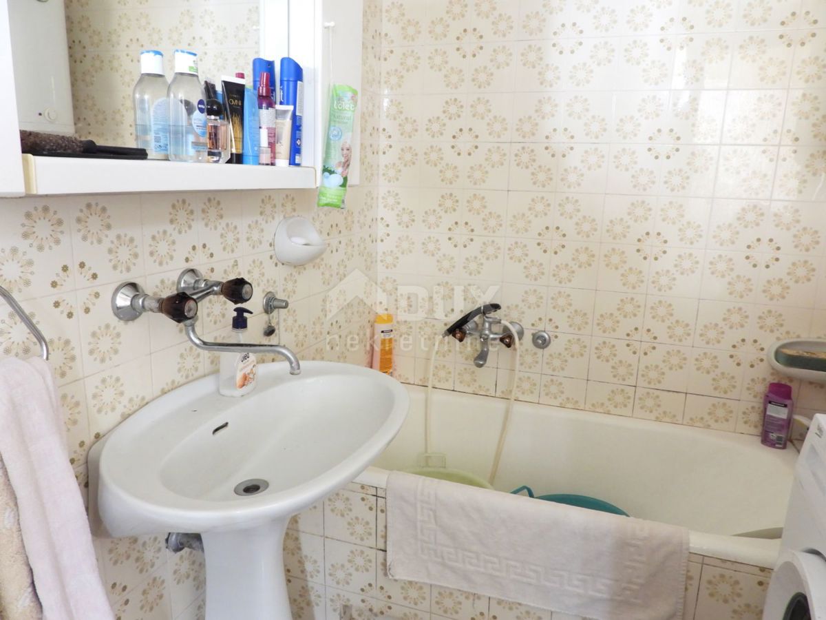 RIJEKA, HRELJIN - casa bifamiliare 150m2 con vista mare + dintorni 650m2
