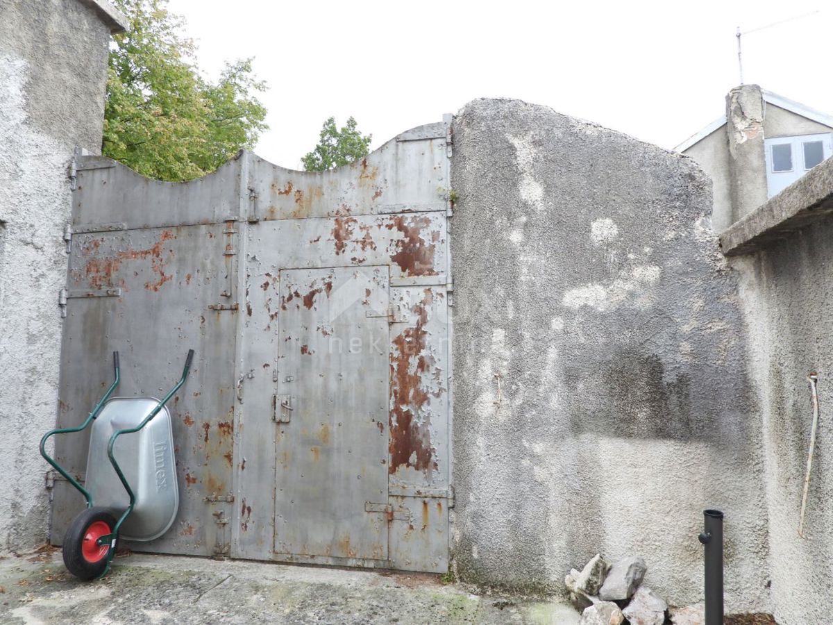 RIJEKA, HRELJIN - casa bifamiliare 150m2 con vista mare + dintorni 650m2