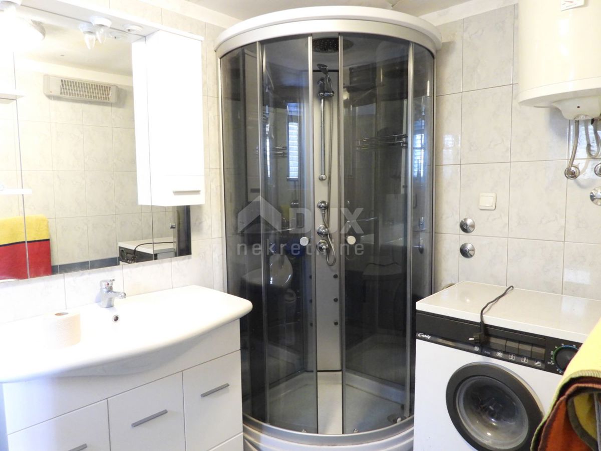 RIJEKA, HRELJIN - casa bifamiliare 150m2 con vista mare + dintorni 650m2