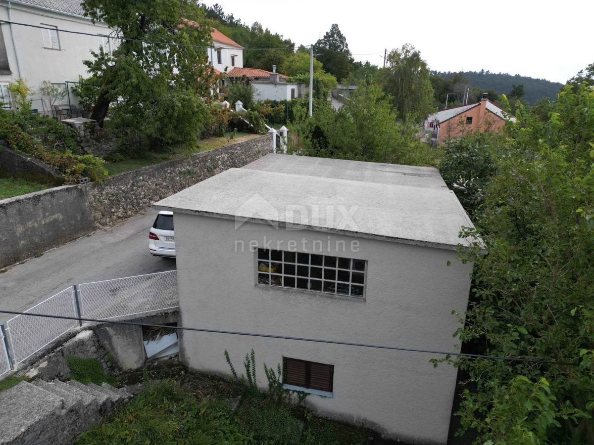 RIJEKA, HRELJIN - casa bifamiliare 150m2 con vista mare + dintorni 650m2