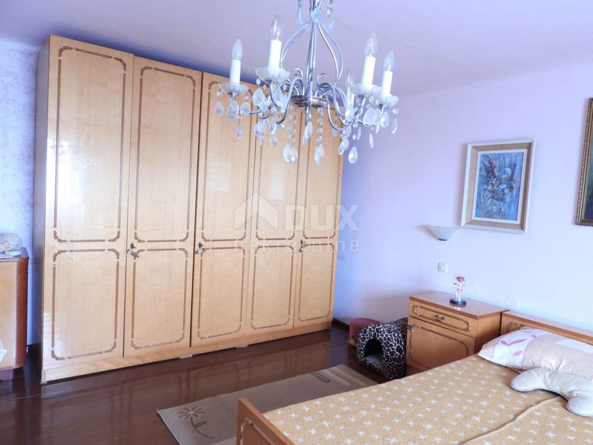 RIJEKA, HRELJIN - casa bifamiliare 150m2 con vista mare + dintorni 650m2