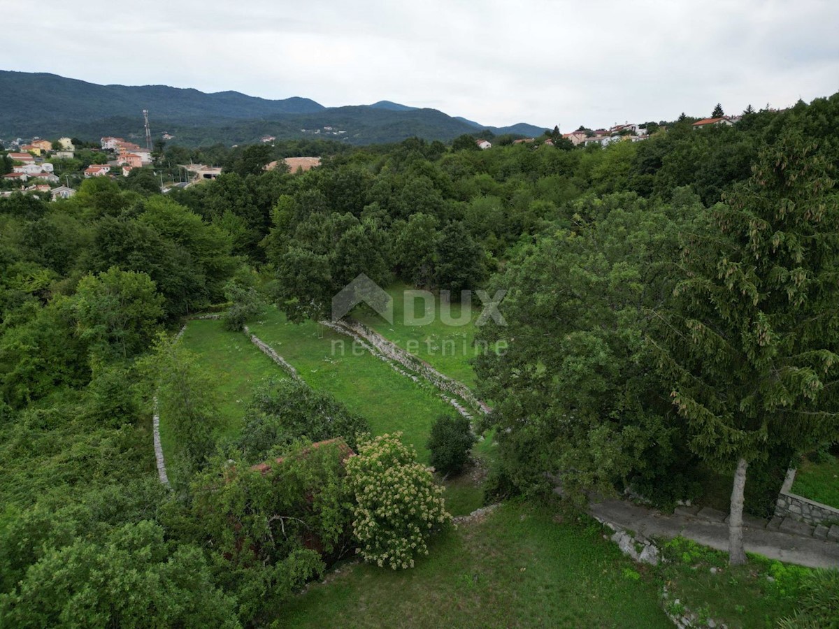 OPATIJA, KASTAV, TRINAJSTIĆI - casa 110m2 con vista mare + garage 90m2 + annessi 45m2 + ambiente 4100m2