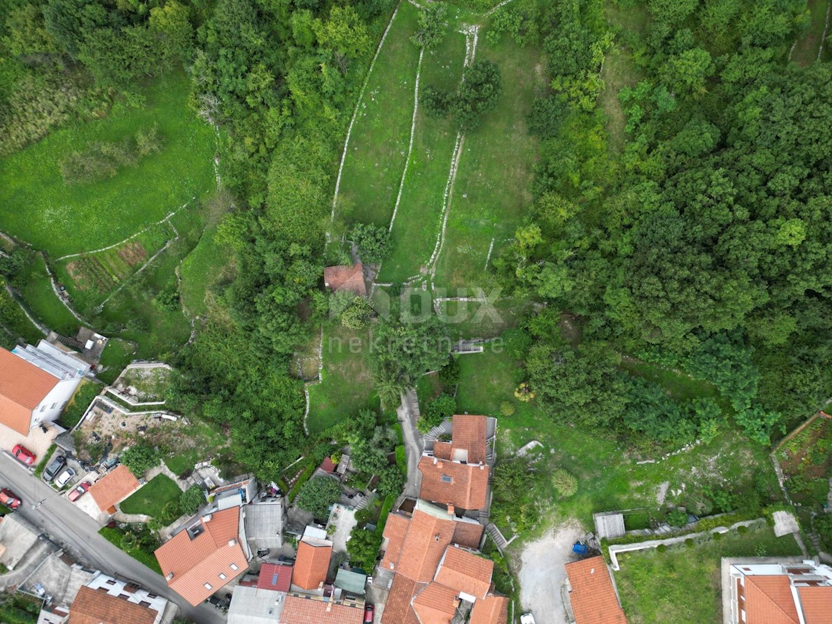 OPATIJA, KASTAV, TRINAJSTIĆI - casa 110m2 con vista mare + garage 90m2 + annessi 45m2 + ambiente 4100m2