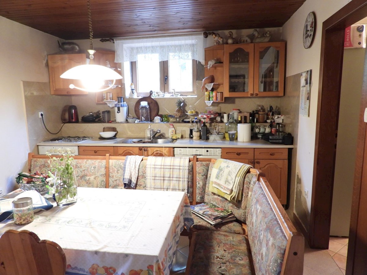 OPATIJA, KASTAV, TRINAJSTIĆI - casa 110m2 con vista mare + garage 90m2 + annessi 45m2 + ambiente 4100m2