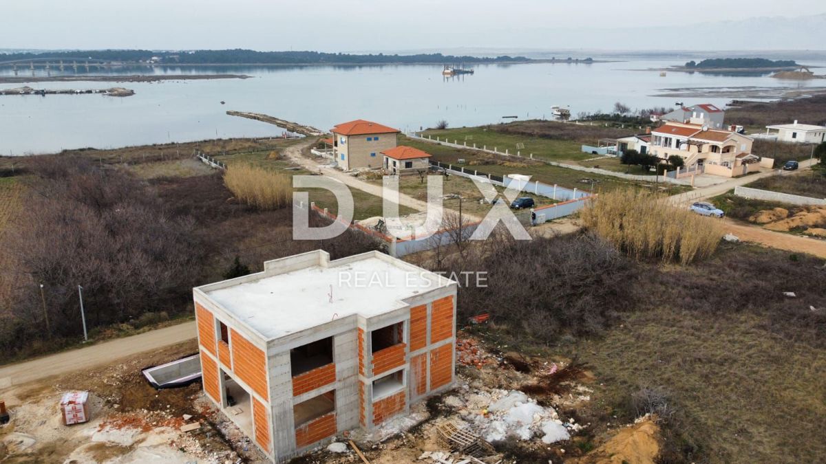 ZADAR, PRIVLAKA - Villa di lusso al mare in costruzione