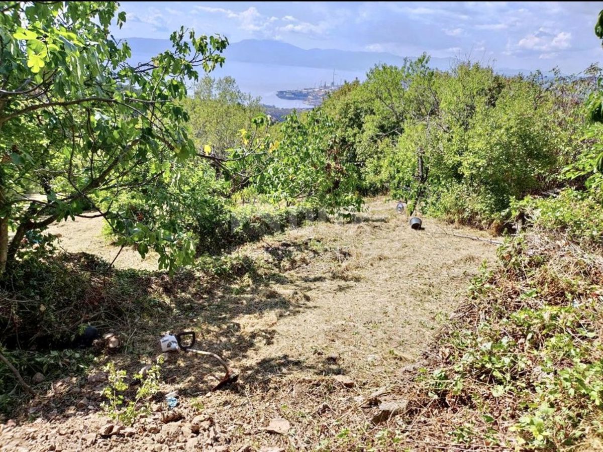 BAKAR, HRELJIN - casa fatiscente 100m2 con vista mare + ambiente 1677m2