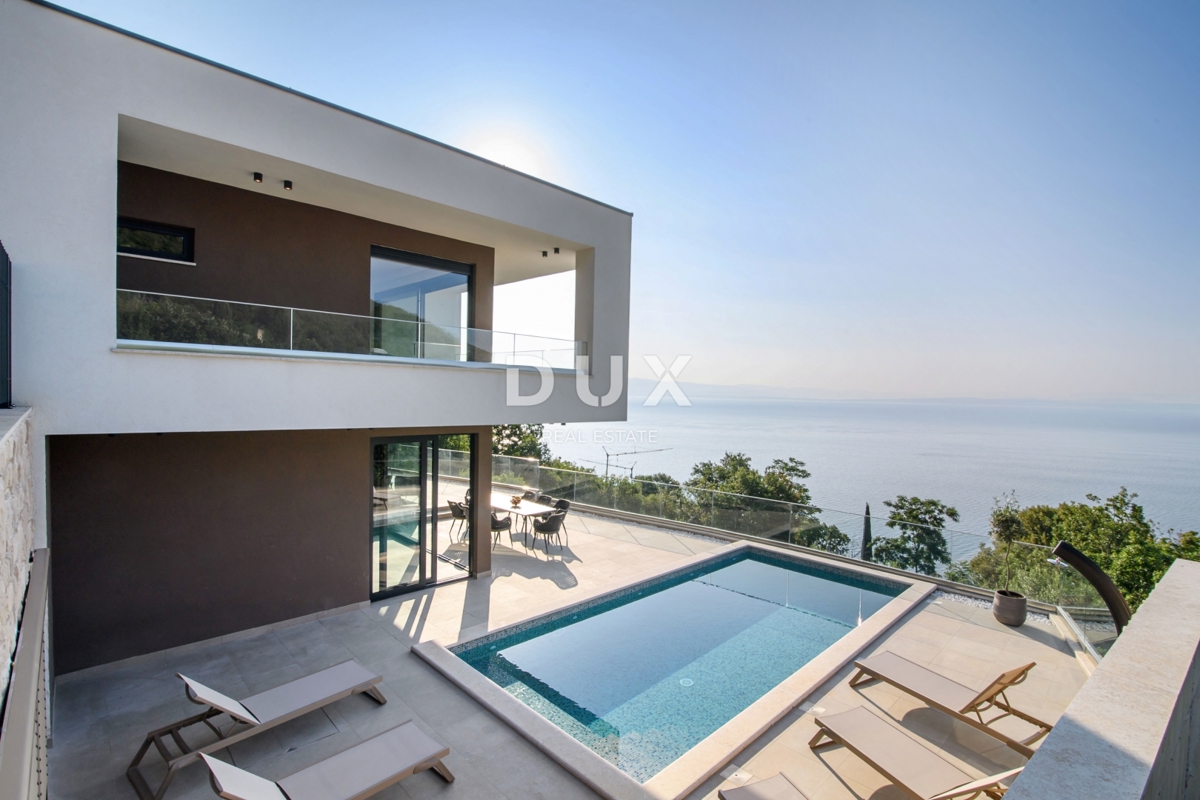 OPATIJA, MEDVEJA - Villa con vista panoramica e piscina