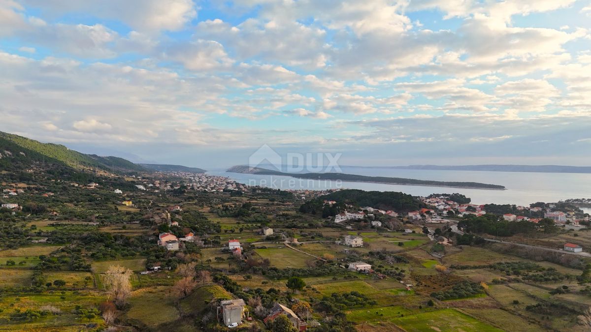 Terreno Mundanije, Rab, 1.784m2