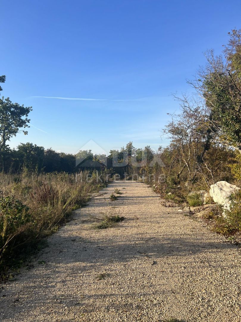 Terreno Labin, 929m2